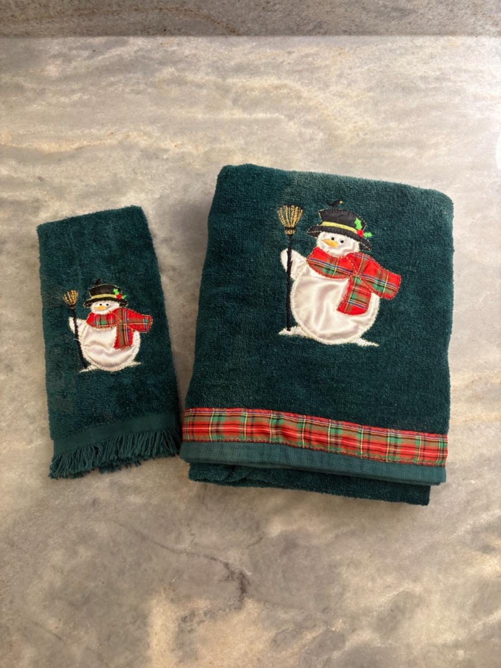 Vintage Christmas Snowman Embroidered Cotton Hand Bath Towel Set Plaid Holiday